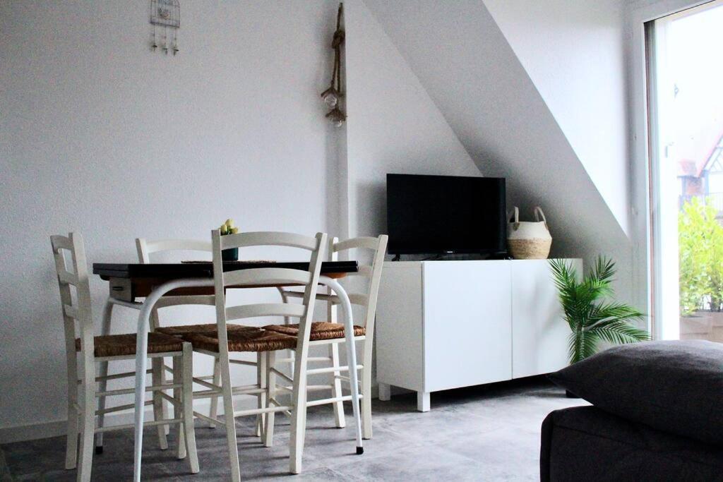 Cabourg, Appartement T2 Acces Direct Mer Exteriér fotografie